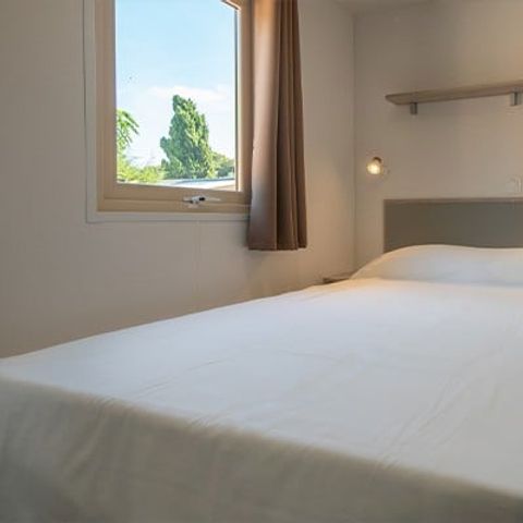 Mobilheim 4 personen - Comfort XL | 2 Zi. | 4 Pers. | Erhöhte Terrasse | Klim.