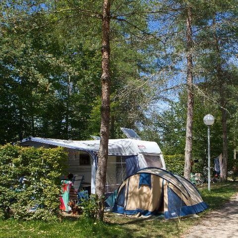 Stellplatz - Confort 2/6 pers