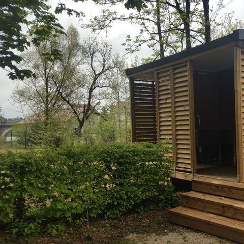 Stellplatz - "Sanitaire Privé" 2/6 pers