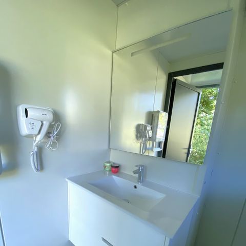 Stellplatz - Pauschale Stellplatz Prestige mit privaten Sanitäranlagen