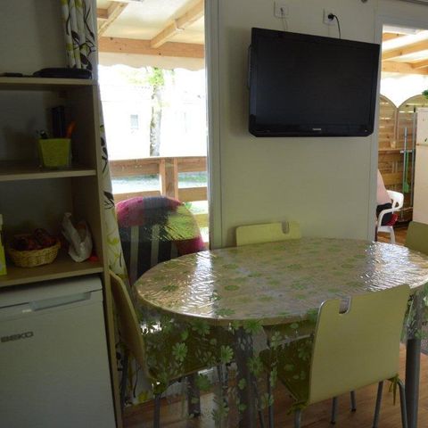 Mobilheim 4 Personen - Résidence Les Roses 32m2 Überdachte Terrasse + Fernseher + Sommerküche
