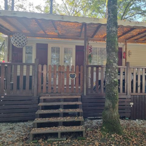 Mobilheim 4 Personen - 62 Résidence la cordylineÜberdachte Terrasse, Klimaanlage + Geschirrspüler