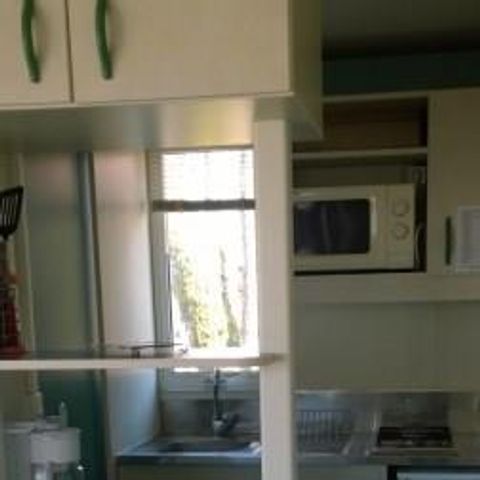 Mobilheim 5 Personen - Cottage Entspannung 25m² + Klimaanlage + Überdachte Terrasse 20m2 +Fernsehen