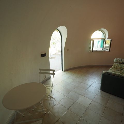 Bungalow 2 Personen - IGLOO mit Kühlschrank