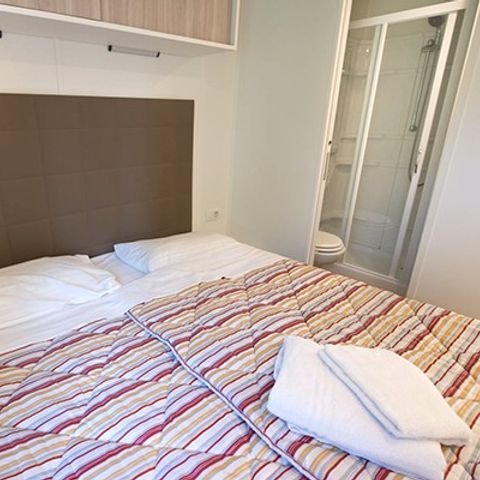 Mobilheim 6 personen - Classic | 3 Schlafzimmer | 6 Personen | Überhöhte, nicht überdachte Terrasse | 1 Badezimmer | Klimaanlage