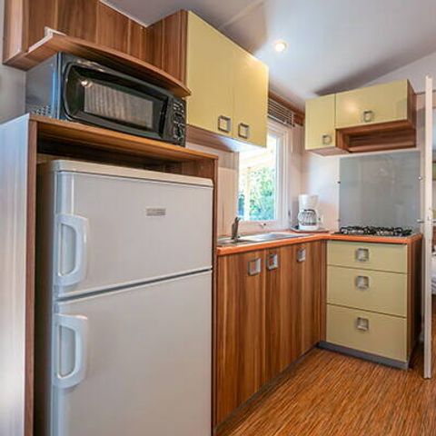 Mobilheim 6 personen - Classic | 2 Zi. | 4/6 Pers. | Nicht überdachte, erhöhte Terrasse | 2 Bäder | Klimaanlage