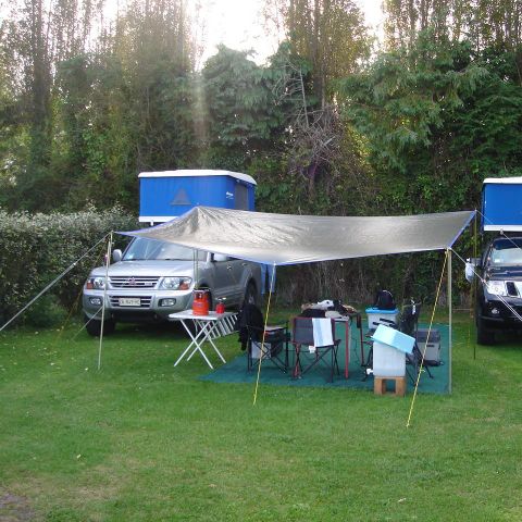 Stellplatz - Pauschale Stellplatz: Auto + Zelt/Wohnwagen oder Wohnmobil