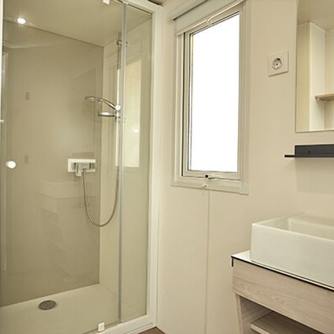 Mobilheim 4 personen - Mobilheim | Comfort XL | 2 Zi. | 4 Pers. | Erhöhte Terrasse | Klimaanlage | TV