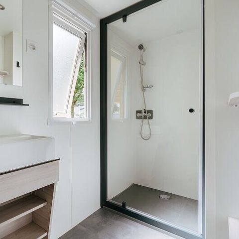 Mobilheim 4 Personen - Mobilheim | Premium Exclusive | 2 Zi. | 4 Pers. | Terrasse Lounge | Klima | TV