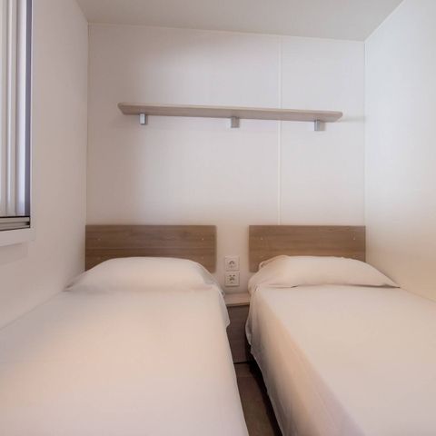Mobilheim 8 Personen - Mobilheim | Classic | 3 Schlafz. | 6/8 Pers. | Erhöhte, nicht überdachte Terrasse | 2 Bäder | Klim.