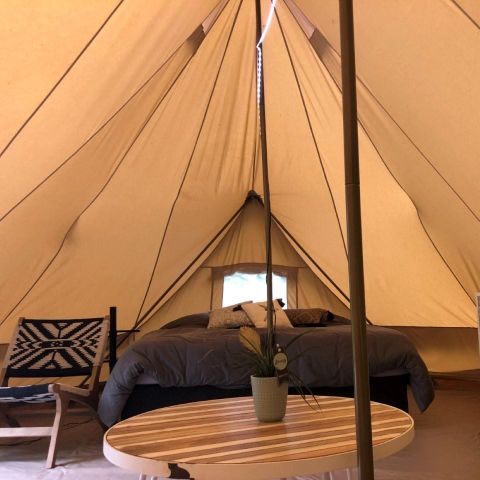 Zelt 4 Personen - GLAMPING ohne Sanitäranlagen