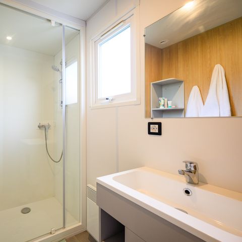 Mobilheim 5 Personen - COTTAGE CONFORT 2 Zimmer 4/5 Pers. - 30m2 - überdachte Terrasse