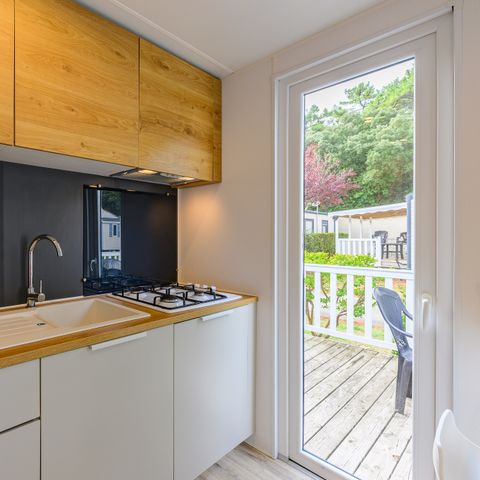 Mobilheim 6 Personen - D/ COTTAGE CONFORT 3 Schlafz. 6 Pers. - 35m2 - Terrasse Sonnenschirm