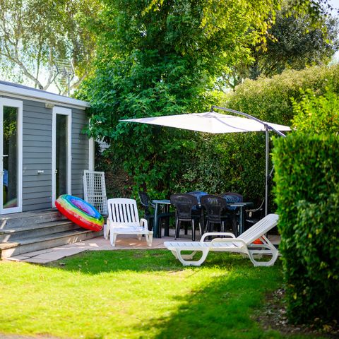 Mobilheim 5 Personen - COTTAGE CONFORT 2 Zimmer 4/5 Pers. - 30m2 - Terrasse Sonnenschirm 5 Pers.