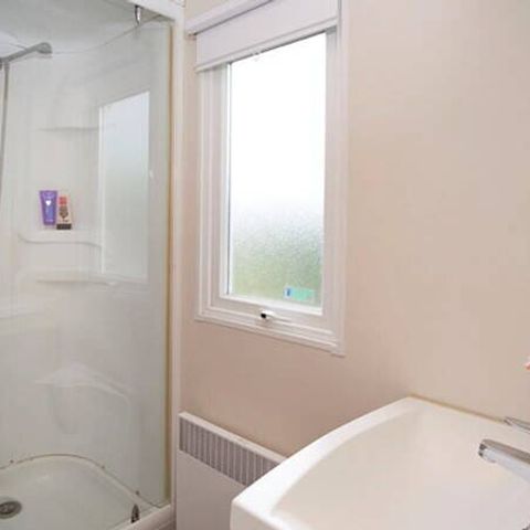 Mobilheim 8 personen - Mobilheim | Classic | 3 Zi. | 6/8 Pers. | Nicht überdachte Hochterrasse (max. 6 Erwachsene)