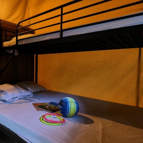 LODGE 5 Personen - COSY LODGE (OHNE SANITÄRANLAGEN)