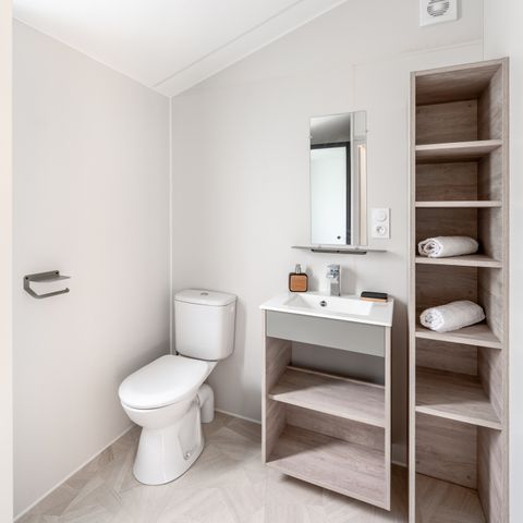 Mobilheim 2 Personen - Mobilheim Premium 19m² (1 Zimmer) + Geschirrspüler + Halbüberdachte Terrasse 11m²