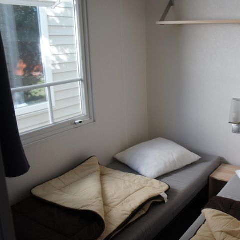 Mobilheim 7 Personen - Mobilheim Premium 32 m² 3 Zimmer + 12m² halbüberdachte Terrasse (9m²) + TV + Klimaanlage 6/7 Pers.