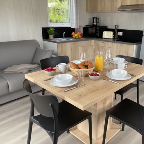 Mobilheim 4 Personen - MOBIWOOD 36 mit seinem PRIVATEN JACUZZI - 2 Schlafzimmer