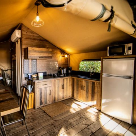 SafariZelt 5 Personen - Corsica Lodge, 2 Zimmer - Ankunft am Samstag in der Hochsaison