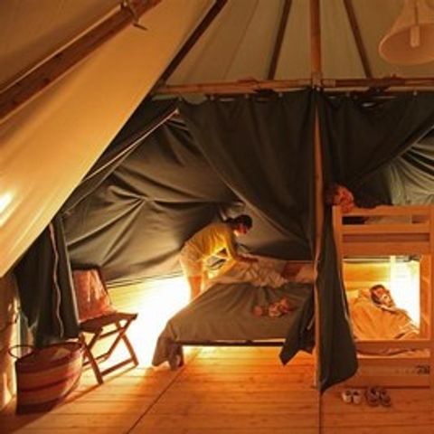 SafariZelt 4 Personen - Lodge-Zelt - Ohne Sanitäranlagen - Ankunft am Samstag in der Hochsaison