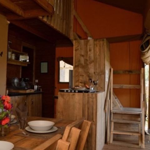 SafariZelt 8 Personen - Corsica Lodge 3 Zimmer - Ankunft am Samstag in der Hochsaison