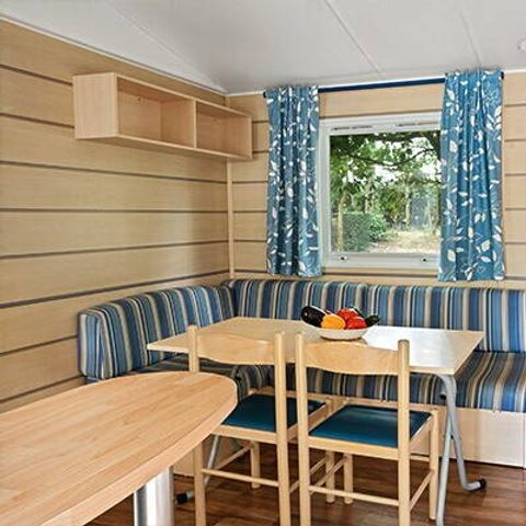 Mobilheim 6 Personen - Comfort | 2 Zi. | 4/6 Pers. | Erhöhte Terrasse | Klimaanlage