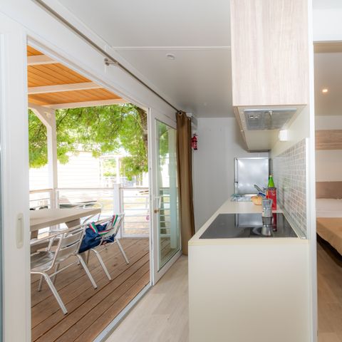 Mobilheim 6 personen - PRESTIGETRÄCHTIGER MAXICARAVAN