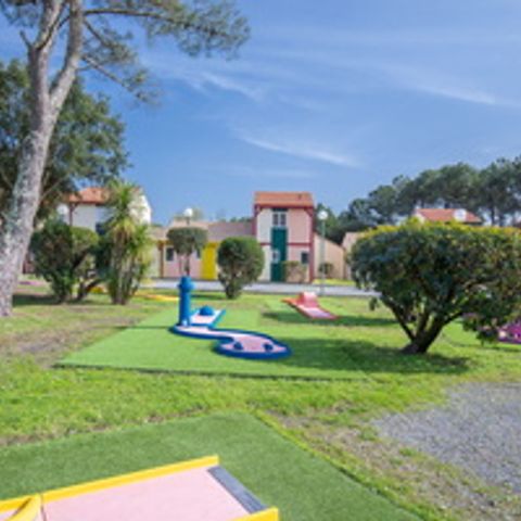 Residence-Club Les Villas du Lac - Camping Landes - Image N°2