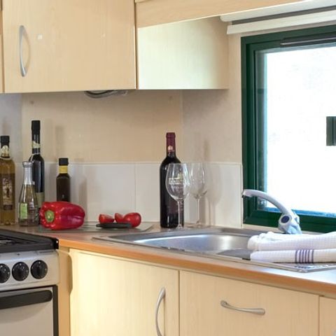 Mobilheim 6 Personen - Classic | 2 Zi. | 4/6 Pers. | Nicht überdachte Hochterrasse