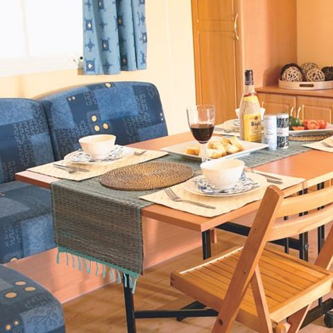 Mobilheim 6 Personen - Classic | 2 Zi. | 4/6 Pers. | Nicht überdachte Hochterrasse