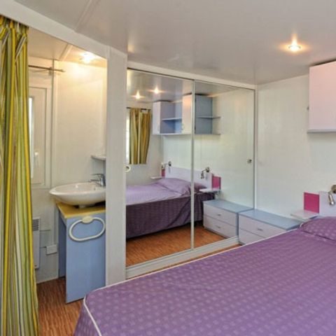 Mobilheim 6 Personen - Classic | 2 Schlafz. | 4/6 Pers. | Nicht überdachte Hochterrasse