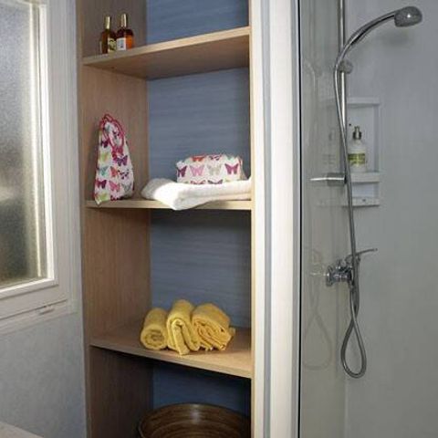 Mobilheim 6 Personen - Classic | 2 Schlafz. | 4/6 Pers. | Erhöhte Terrasse