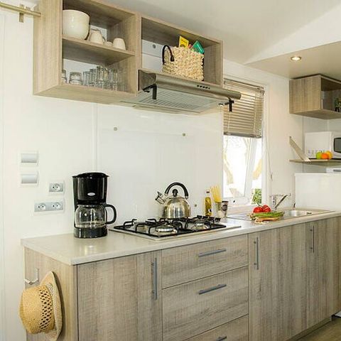 Mobilheim 6 Personen - Comfort | 3 Schlafz. | 6 Pers. | Erhöhte Terrasse | Klimaanlage | TV