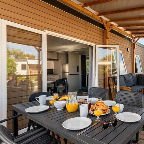 Mobilheim 8 Personen - Mobilheim | Premium | 3 Zi. | 6/8 Pers. | Terrasse Lounge | 1 Bad | Klimaanlage | TV