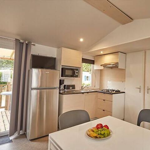 Bungalow 4 Personen - Mobilheim | Comfort | 2 Zi. | 4 Pers. | Hochterrasse | 2 Bäder | Klimaanlage | TV
