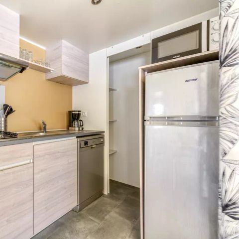 Mobilheim 6 Personen - Mobilheim | Premium | 3 Schlafz. | 6 Pers. | Terrasse Lounge | 1 Bad | Klimaanlage | TV