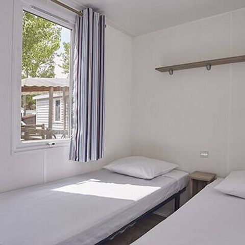 Mobilheim 6 Personen - Comfort | 2 Zi. | 4/6 Pers. | Erhöhte Terrasse | Klimaanlage
