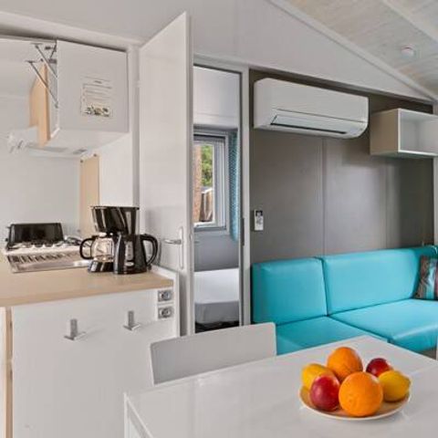 Mobilheim 6 Personen - Premium | 3 Zi. | 6 Pers. | Erhöhte Terrasse | 1 Bad | Klimaanlage