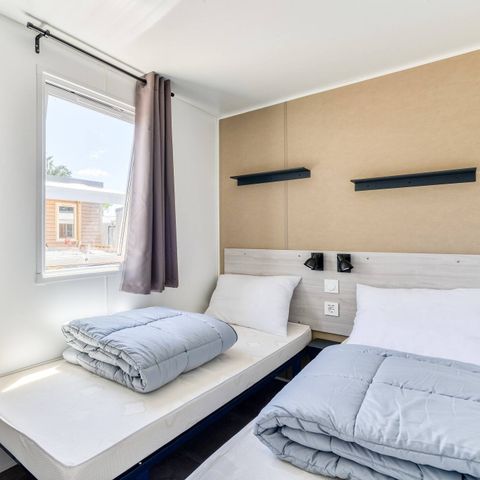 Mobilheim 4 Personen - Mobilheim | Premium | 2 Zi. | 4 Pers. | Erhöhte Terrasse | Klimaanlage | TV