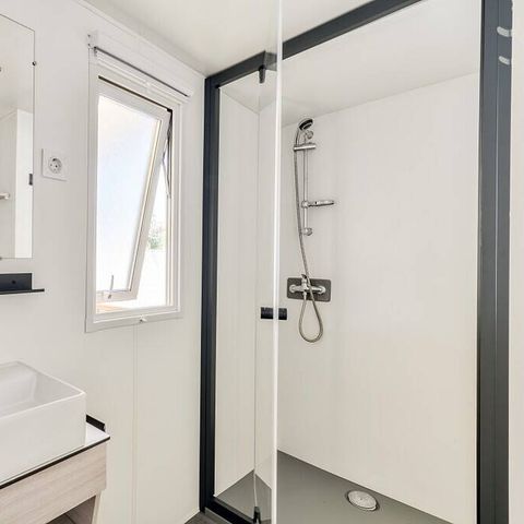 Mobilheim 4 Personen - Mobilheim | Premium | 2 Zi. | 4 Pers. | Erhöhte Terrasse | Klimaanlage | TV