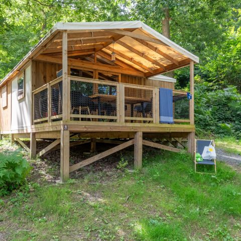 Mobilheim 4 Personen - Cosyflower Premium auf Stelzen 38m² - 2 Schlafzimmer + TV + Bettwäsche + Handtücher überdachte Terrasse 11m²