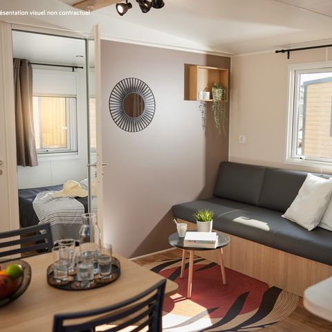 Mobilheim 4 Personen - Homeflower Premium 29m² (2 Schlafzimmer) + KLIMA + halbüberdachte Terrasse + TV + Bettwäsche + Handtücher