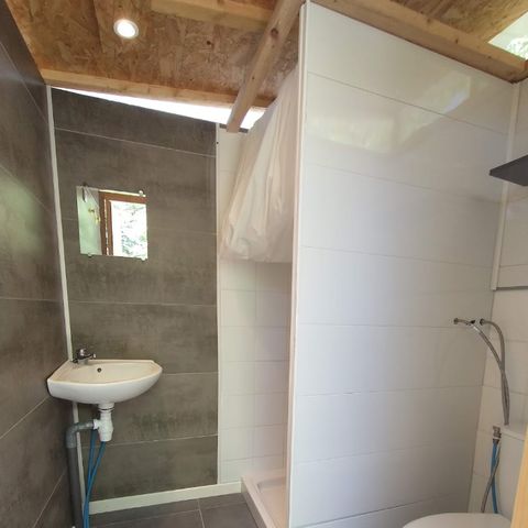 Stellplatz - Stellplatz "Signature" + Strom + private Sanitäranlagen