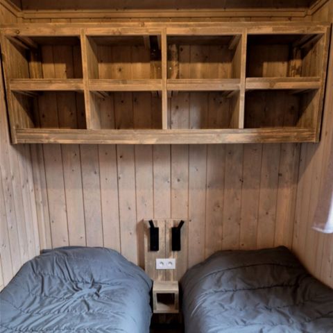 Mobilheim 5 Personen - Cottage Premium 2 Zimmer 4 Pers. Blick auf Weinberge