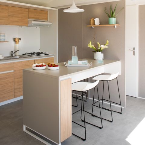 Mobilheim 4 Personen -  COTTAGE CONFORT 2Zi / 4P - 30m² - Überdachte Terrasse - DIM