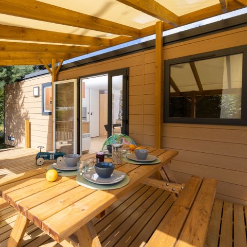 Mobilheim 6 Personen - Bungalow Sapin - 32m² mit halbüberdachter Holzterrasse