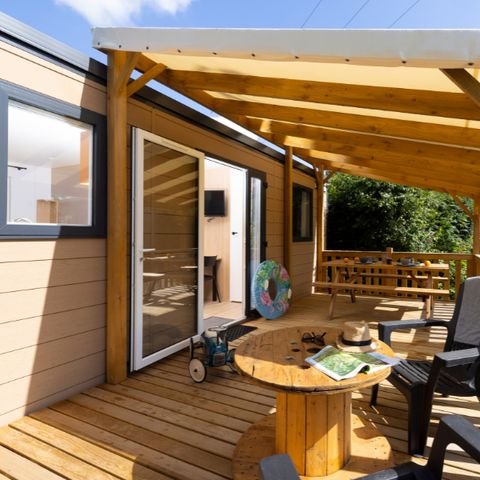 Mobilheim 6 Personen - Bungalow Sapin - 32m² mit halbüberdachter Holzterrasse