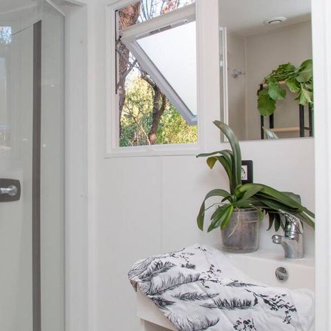 Mobilheim 6 Personen - Mobile Home | Premium | 3 Schlafz. | 6 Pers. | Erhöhte Terrasse | Klima.