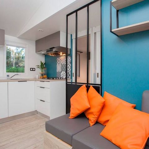 Mobilheim 6 Personen - Mobile Home | Premium | 3 Schlafz. | 6 Pers. | Erhöhte Terrasse | Klima.